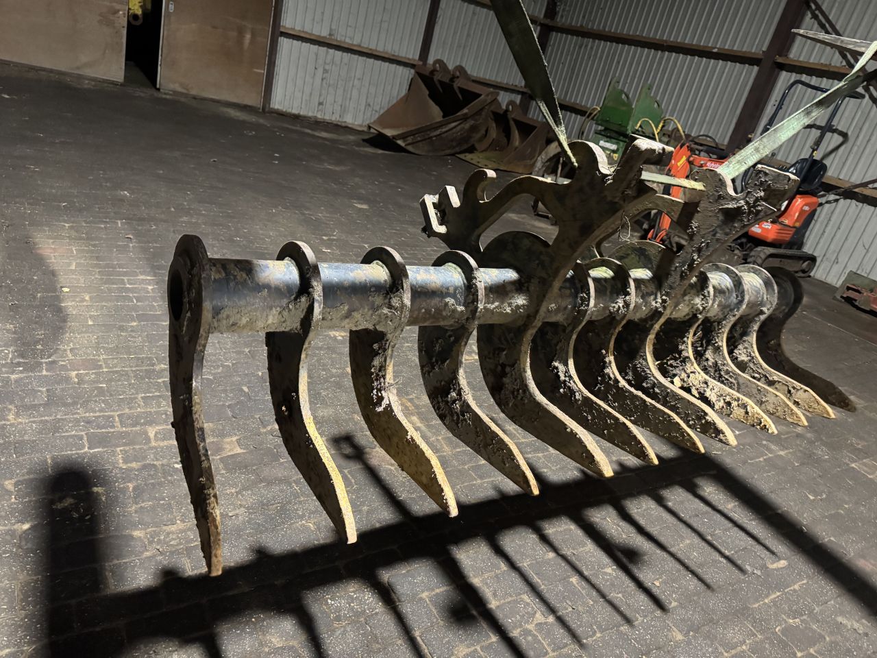 Wortelriek opschoonriek wortelmes cw 30 takkenriek