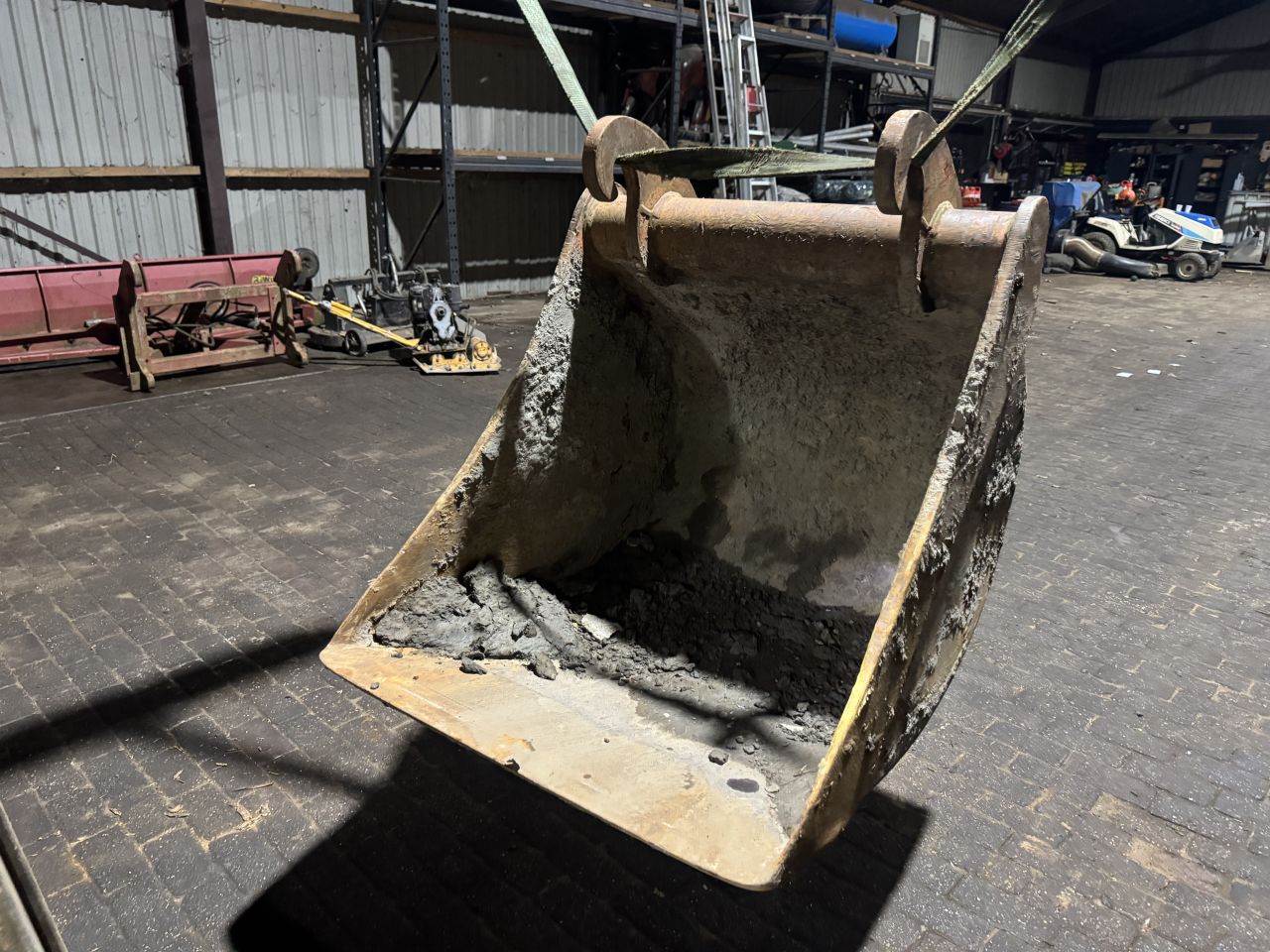 Cw 30 bakken diverse vleugelbak dieplepel slootbak smalle bak