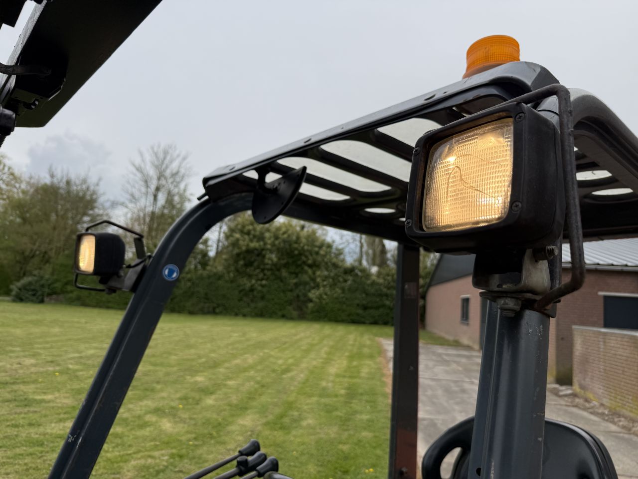 Toyota 2.5 tonner diesel heftruck triplex 4.7M Sideshift