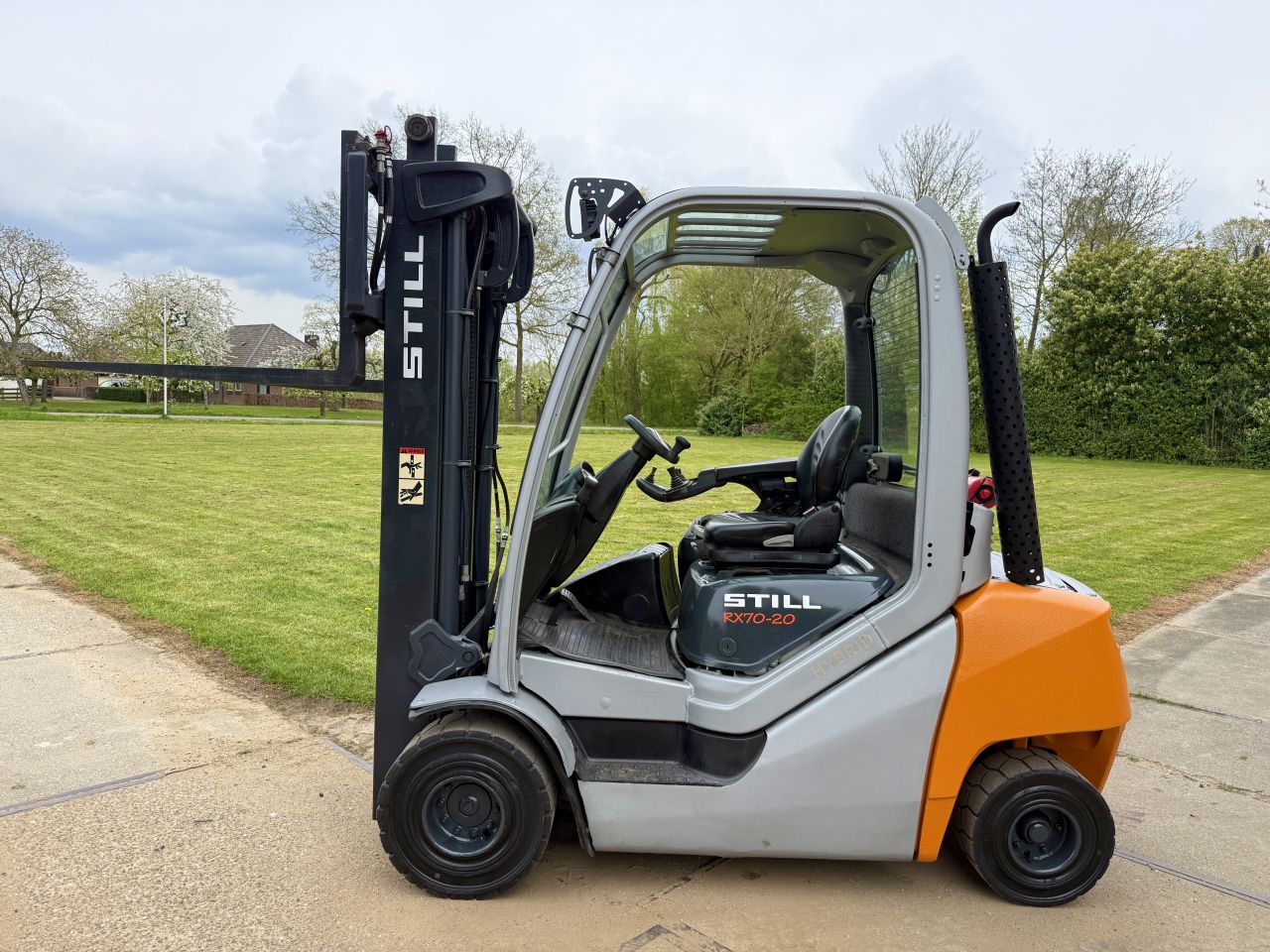 Still 2000KG diesel heftruck BJ2017 3-delig + 4 ventielen