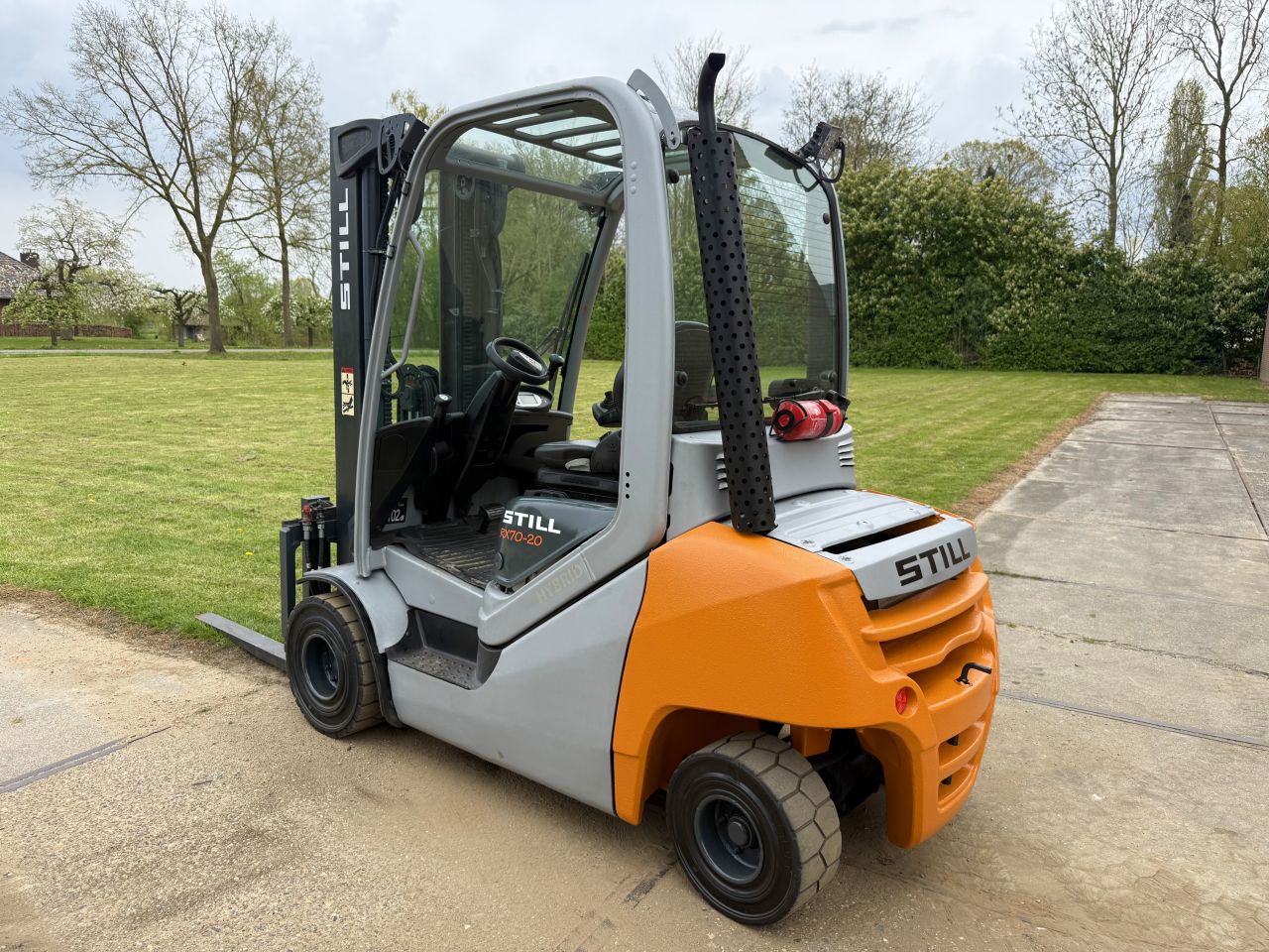 Still 2000KG diesel heftruck BJ2017 3-delig + 4 ventielen