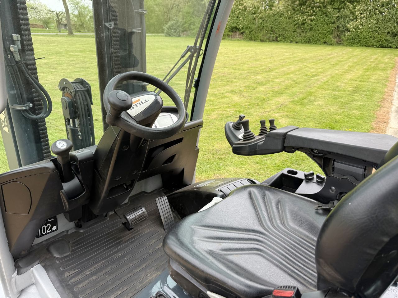 Still 2000KG diesel heftruck BJ2017 3-delig + 4 ventielen