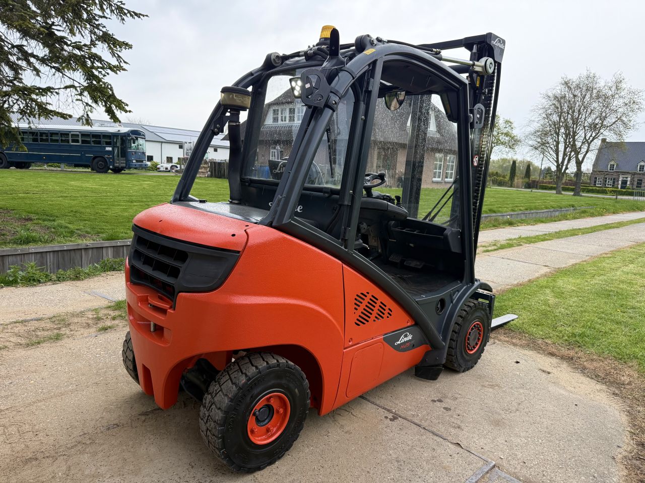 Linde 2.5 tonner diesel heftruck BJ 2014 + sideshift