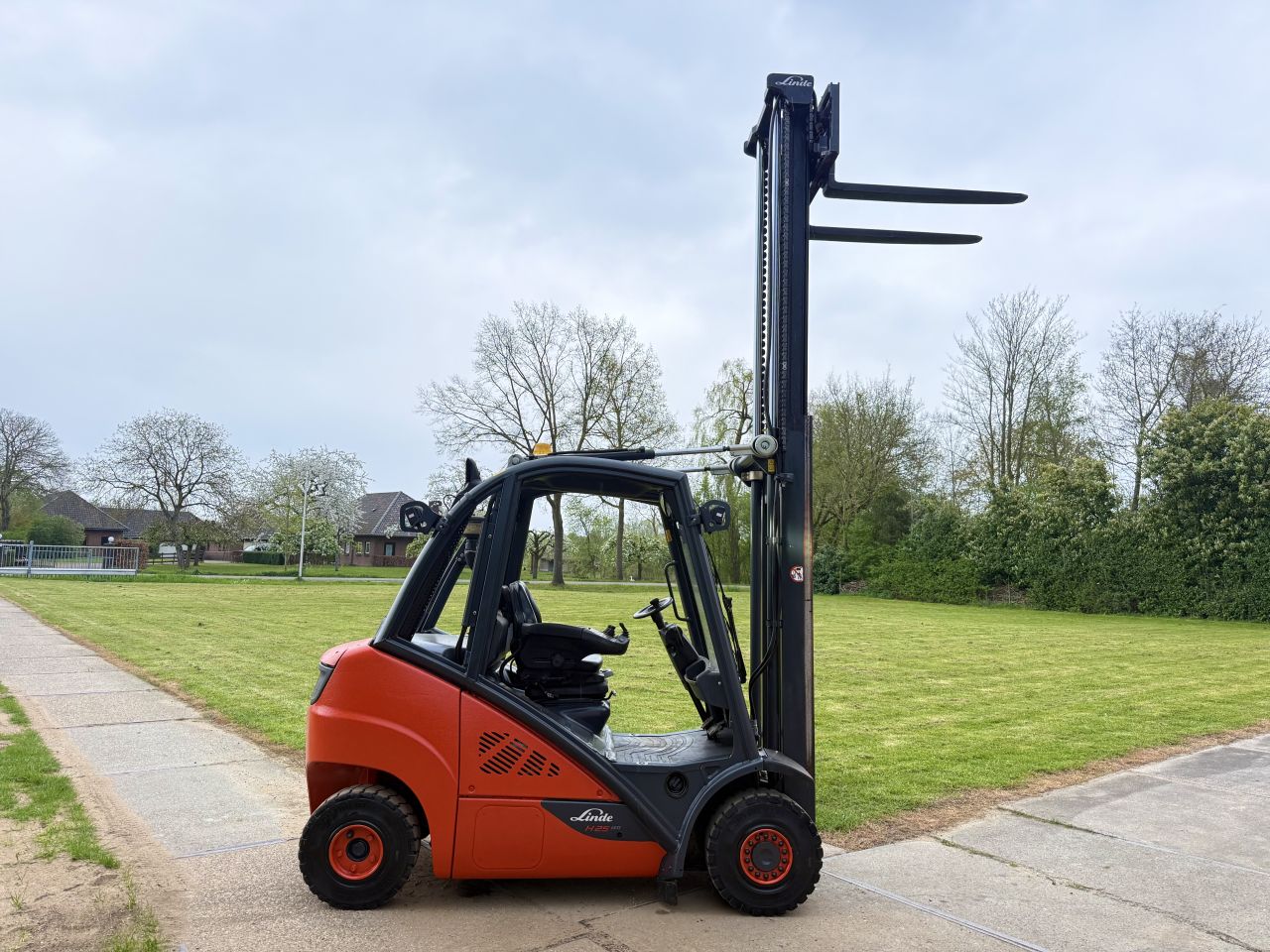 Linde 2.5 tonner diesel heftruck BJ 2014 + sideshift