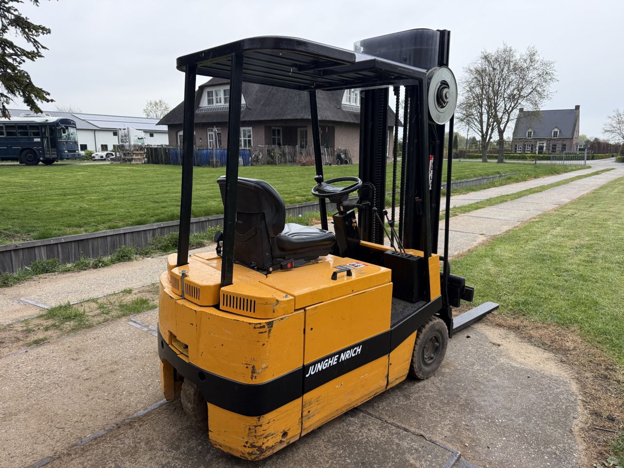 Jungheinrich 1600KG elektrisch 3-delig 5.1m freelift Sideshift