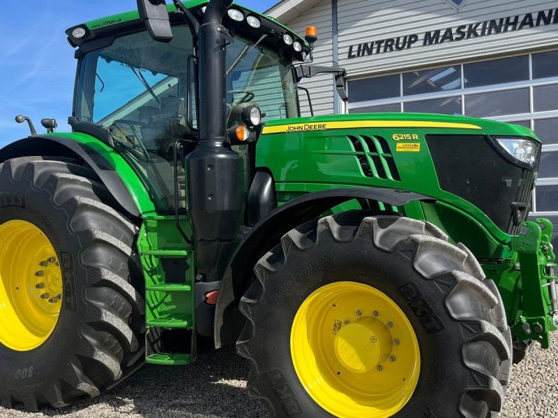John Deere 6215R Med frontlift