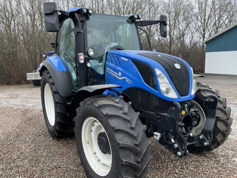 New Holland T5.120 Dynamic Command