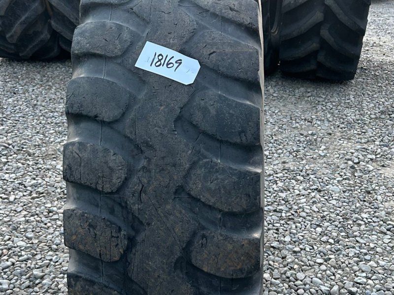 Goodyear 440/80R28