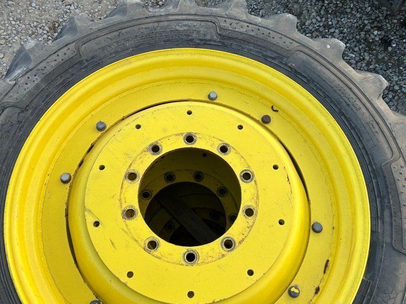 Alliance 300/95R52 + 320/85R36 stilbare fælge 10+10