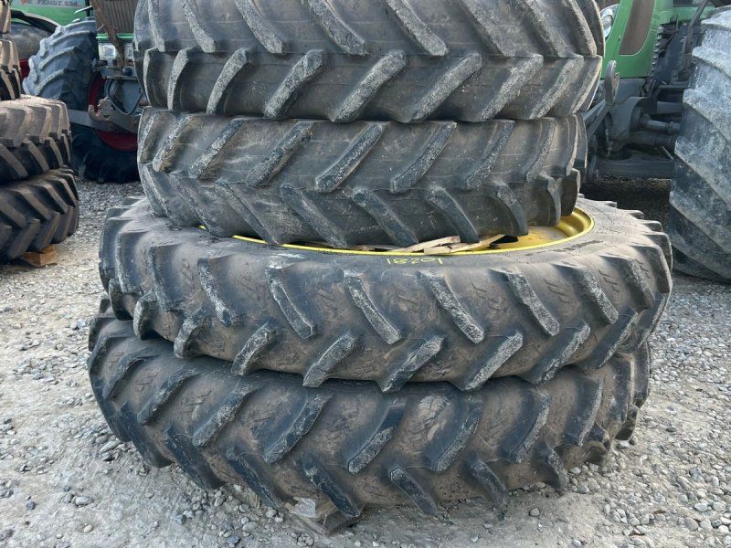 Alliance 300/95R52 + 320/85R36 stilbare fælge 10+10