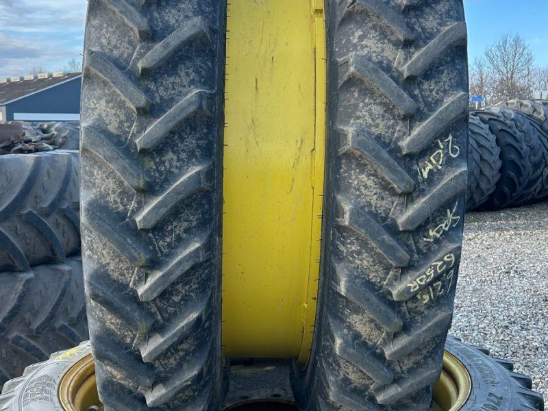 270/95R44 spor 2m+ 3m til roer/spinat John Deere