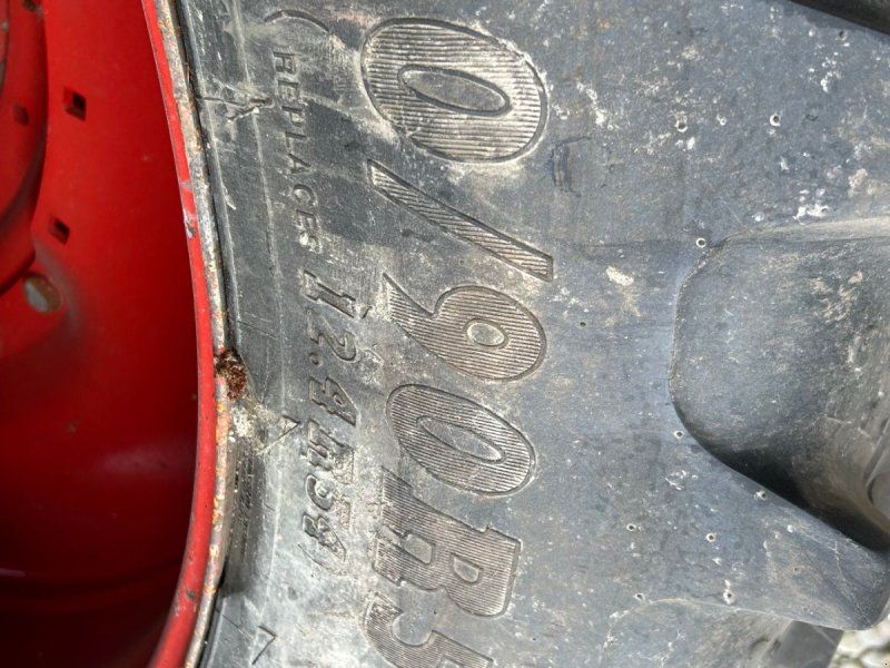 BKT 320/90R54 + 230/95R44 stilbare fælge 8+10 1.65m