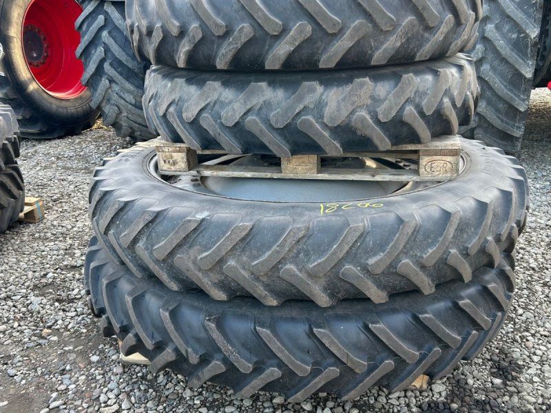 Alliance 300/95R52 + 270/95R38 stilbare fælge uds. boring for og bag