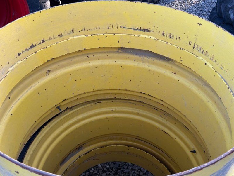 Alliance 520/85R42-38