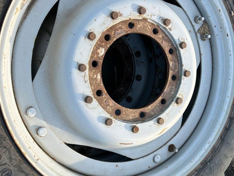 Alliance 380/90R46 + 270/95R36 + stilbare fælge uds. boring for og bag