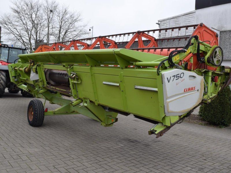 Claas V750