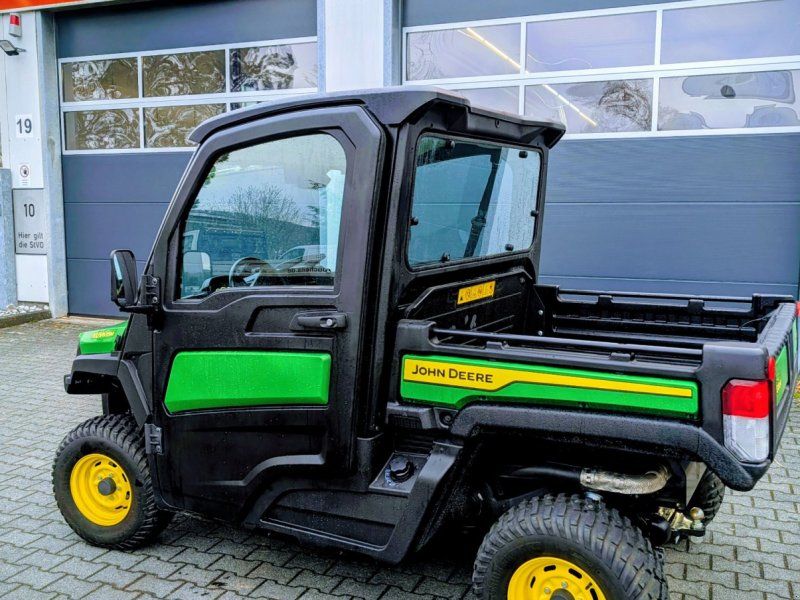 John Deere Gator XUV 835M