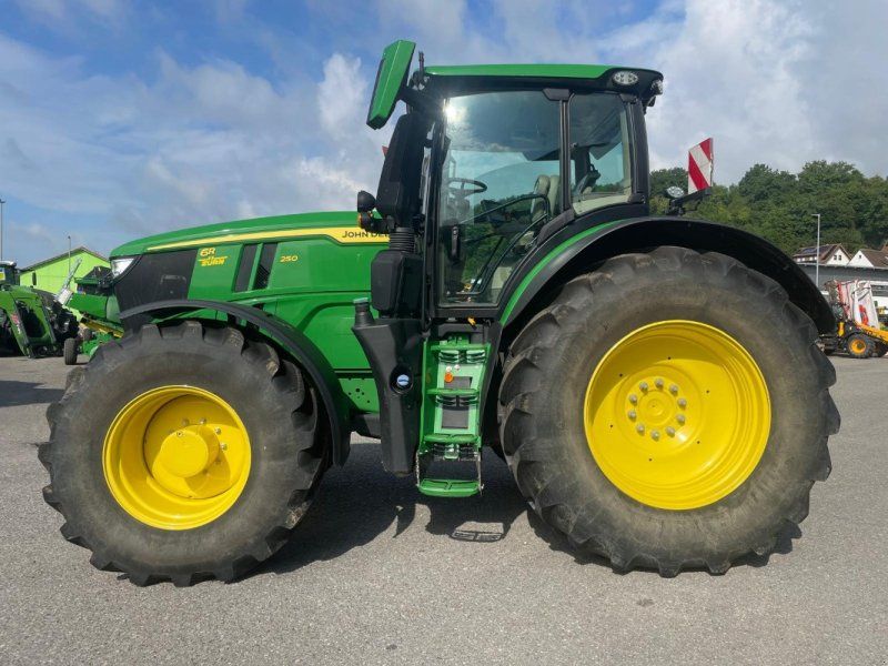 John Deere 6R250 / 6R 250