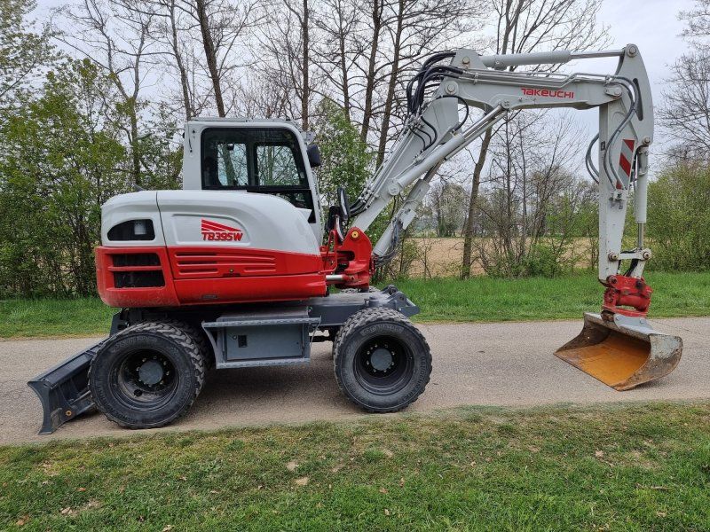 Takeuchi TB 395 W