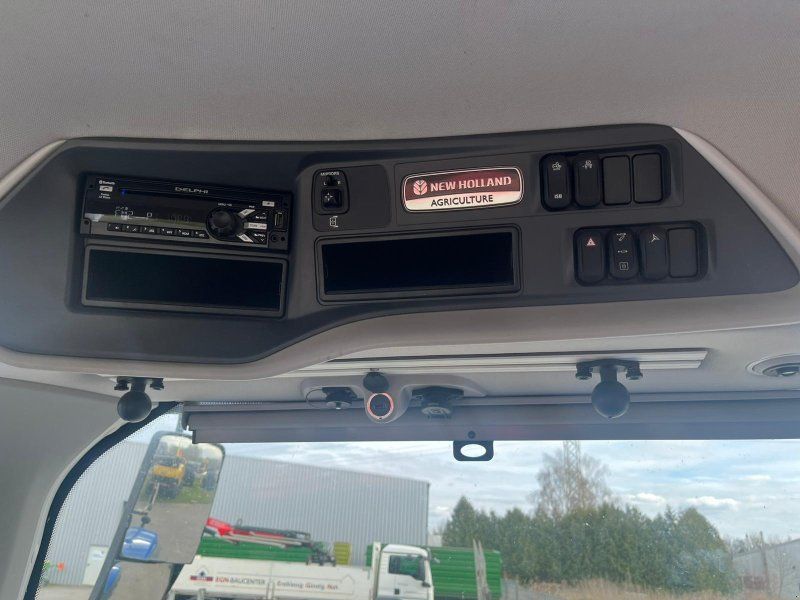 New Holland T 8.380 AC