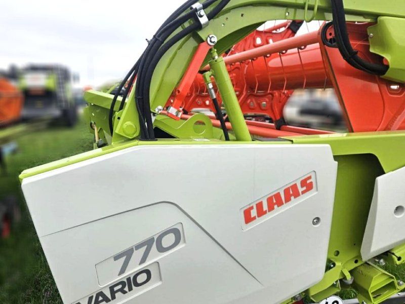 Claas Schneidwerk Vario 770V 250ha mit 1-Achs Transportwagen