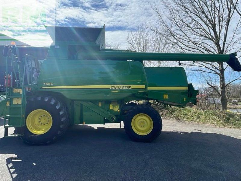 John Deere T660