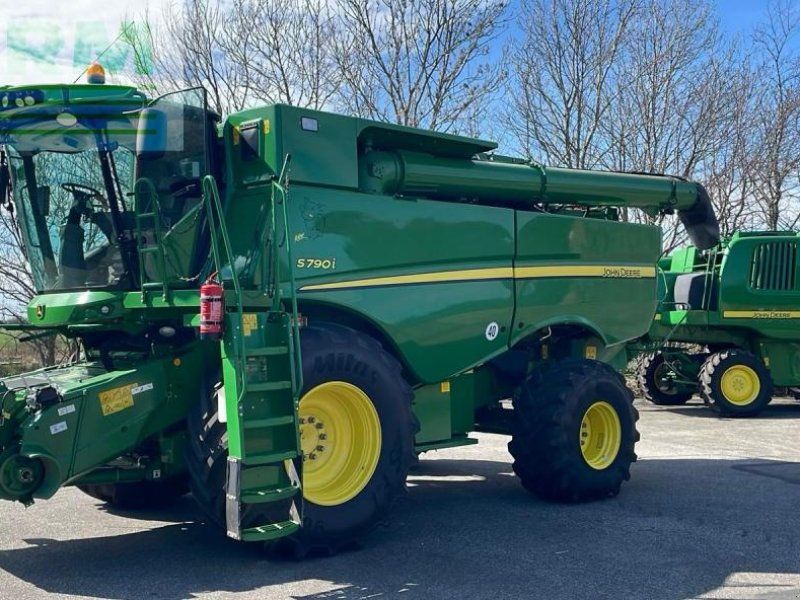 John Deere S790 i