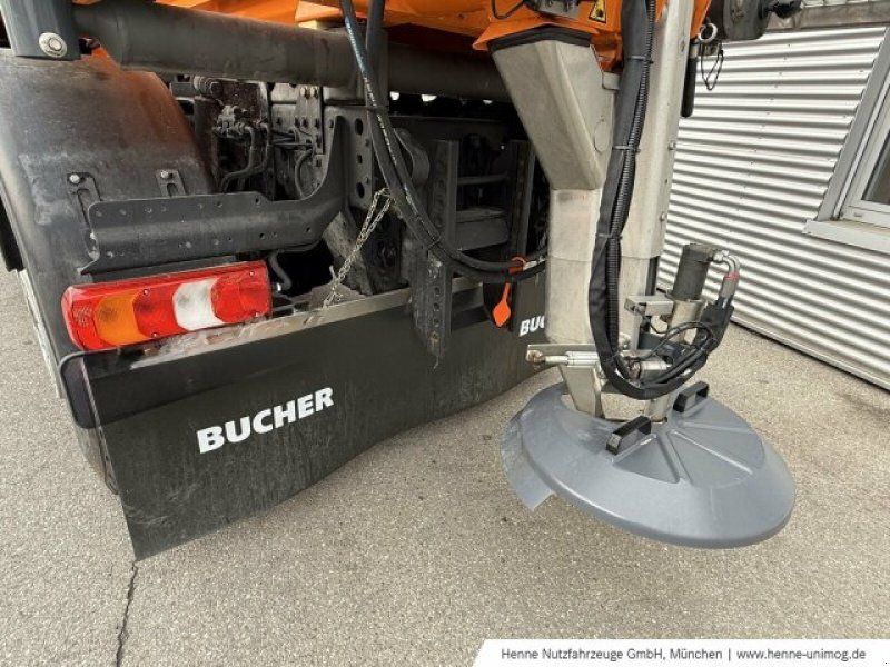 Mercedes-Benz U 327 WD-Paket