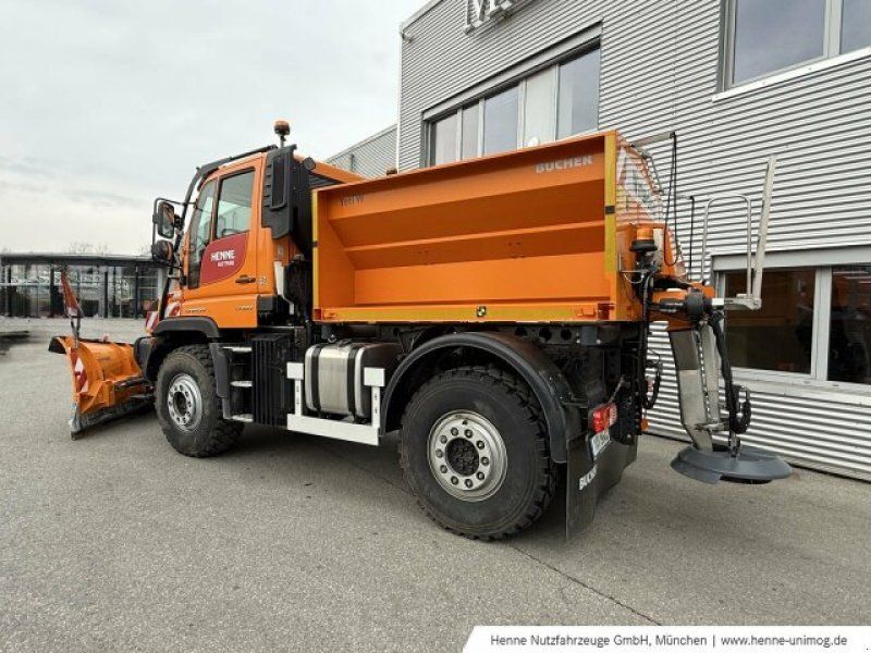 Mercedes-Benz U 327 WD-Paket