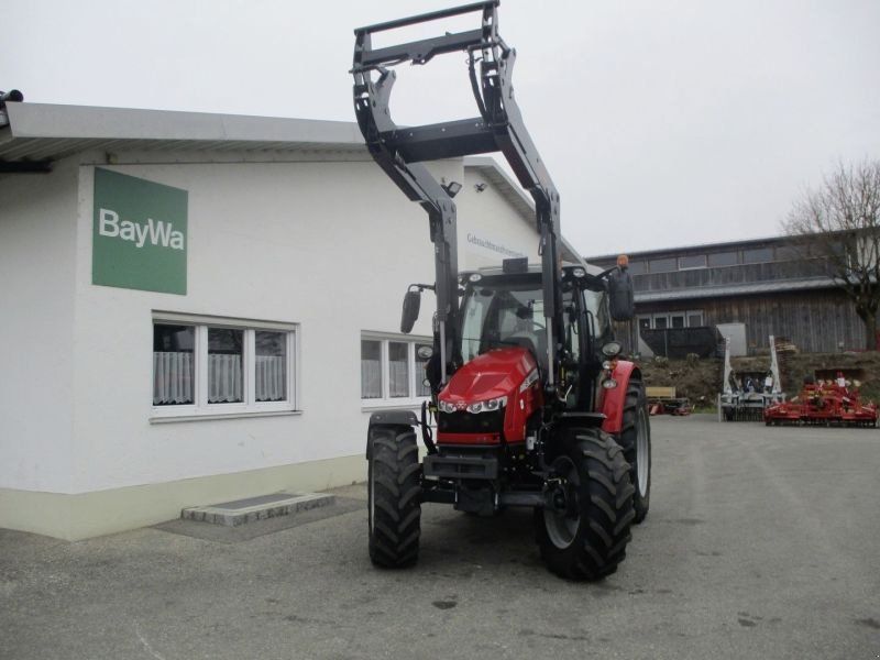 Massey Ferguson 5711 S DYNA 6 EFFICIENT # 885