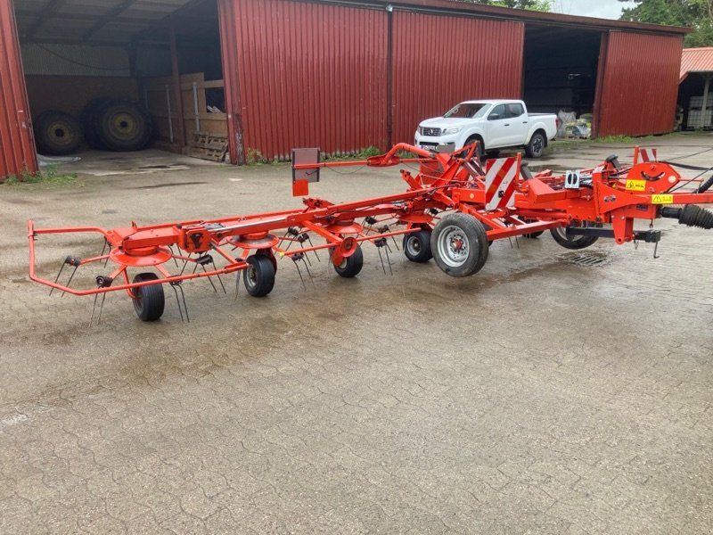 Kuhn GF 8702 T