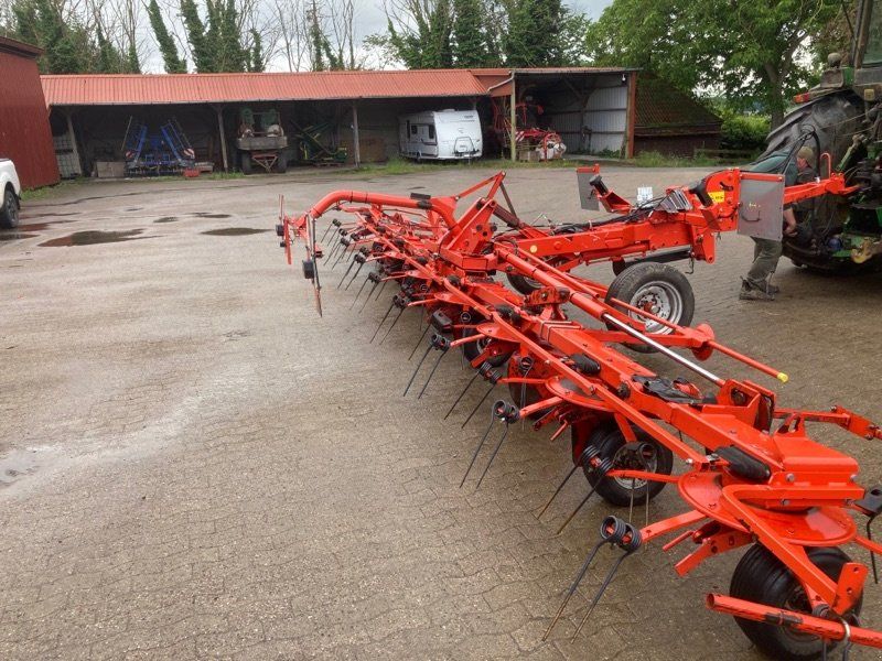 Kuhn GF 8702 T