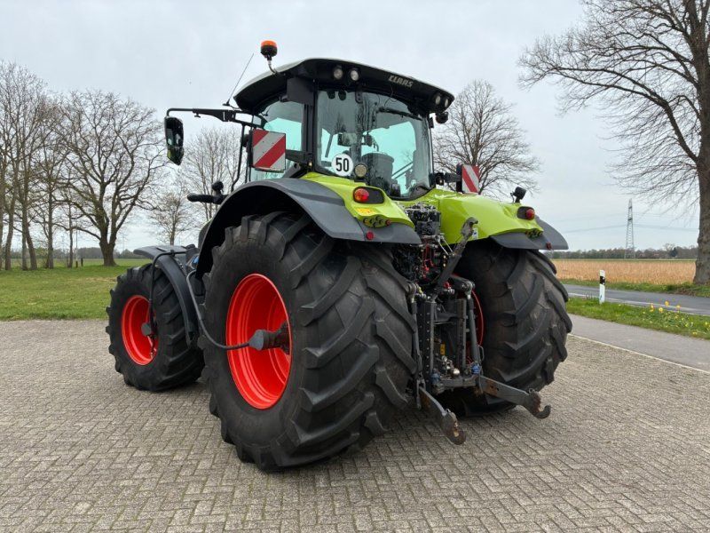 Claas Axion 870 CMatic