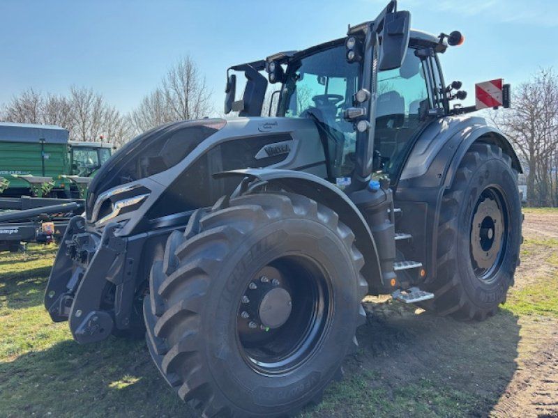 Valtra Q 305