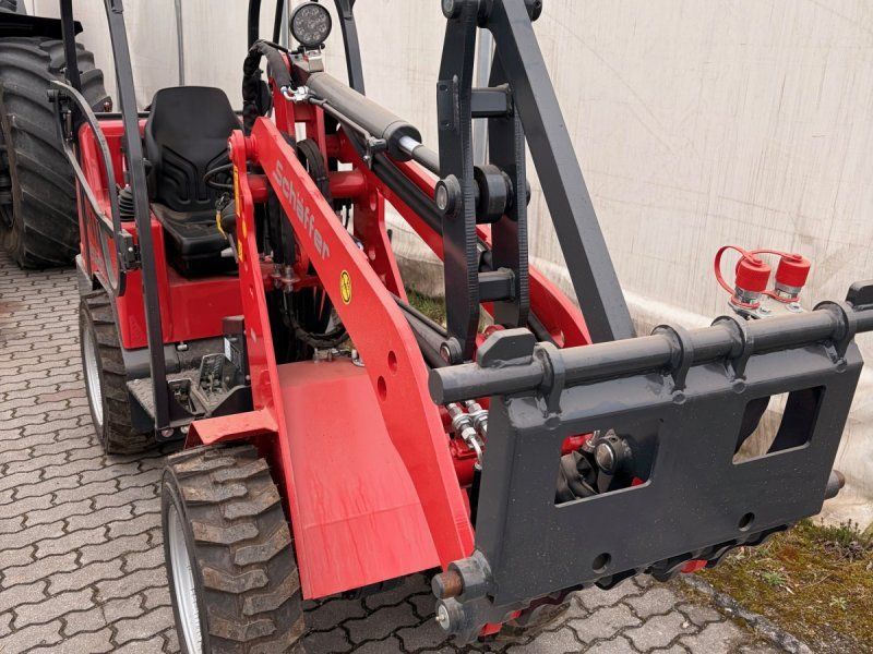 Schäffer Hoflader Typ 2028 SLT