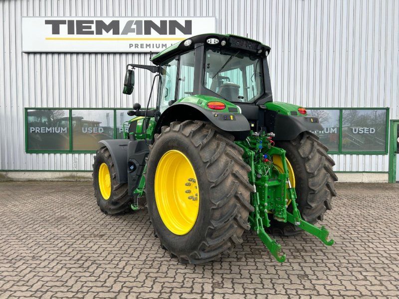 John Deere 6M 180