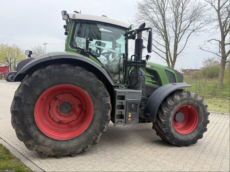 Fendt 828 Vario S4 ProfiPlus