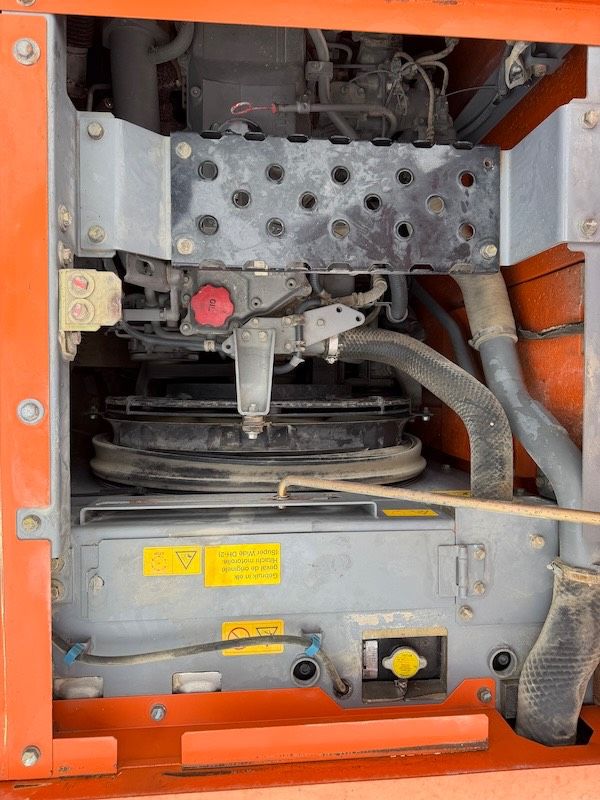 Hitachi ZX 225 US LC-5 B