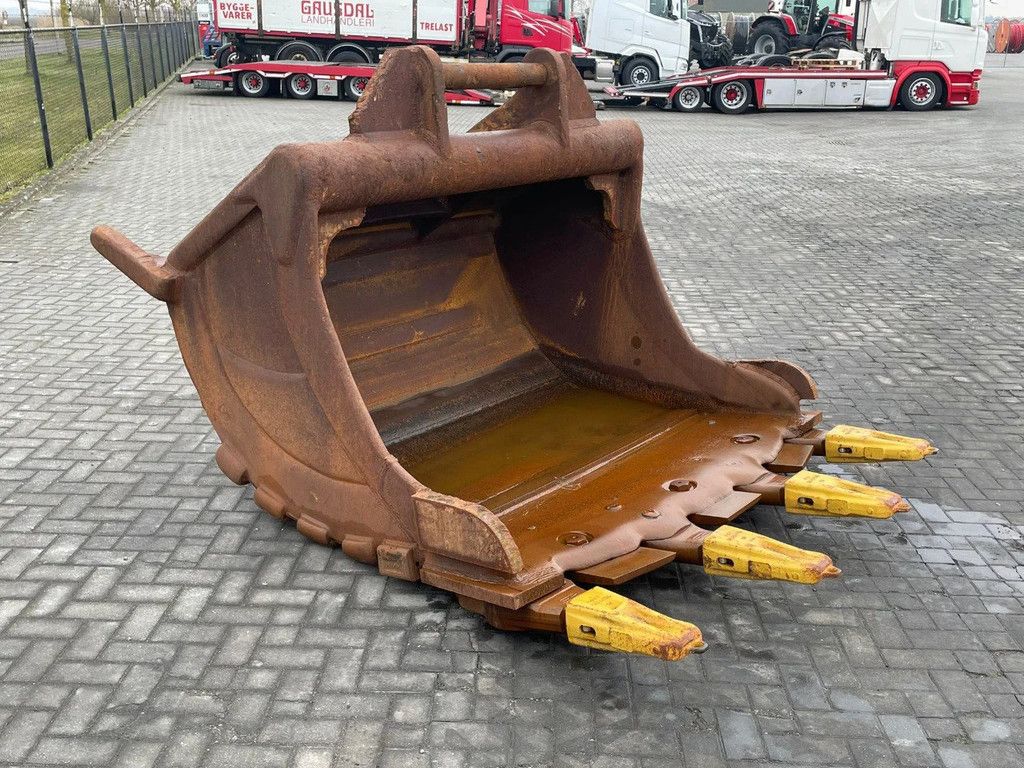 Klepp Mek | S90 | KM90 | TOOTH BUCKET | NEW TEETH | SCHAUFEL