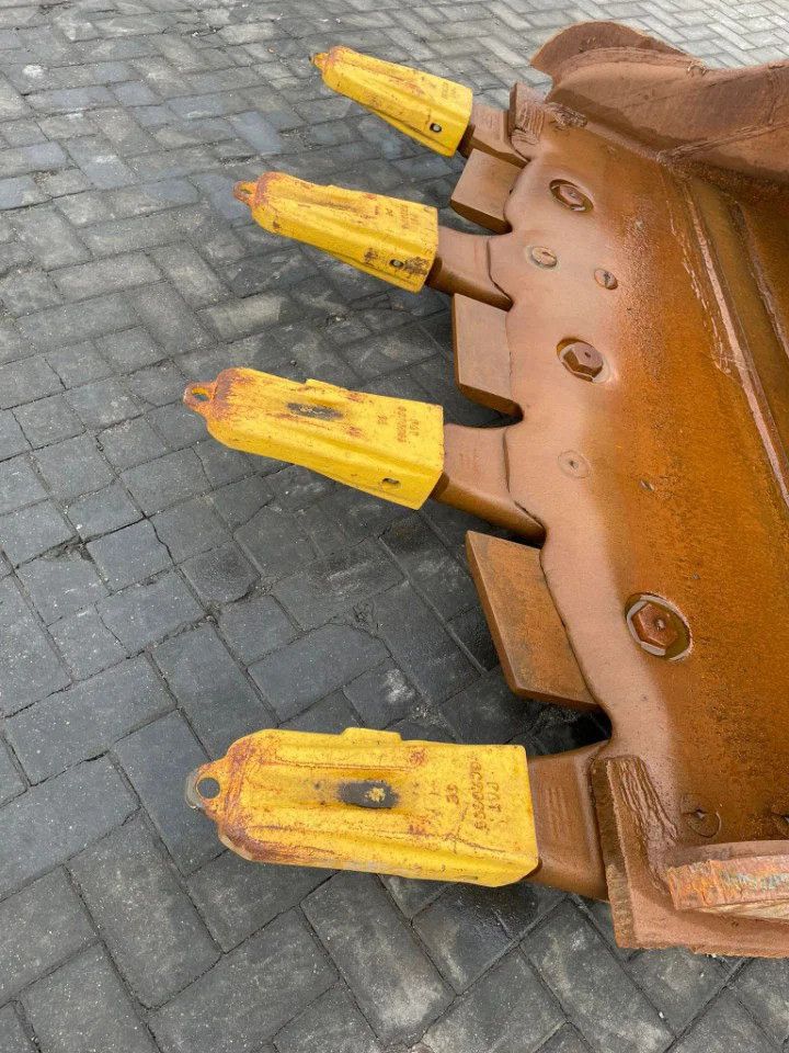 Klepp Mek | S90 | KM90 | TOOTH BUCKET | NEW TEETH | SCHAUFEL