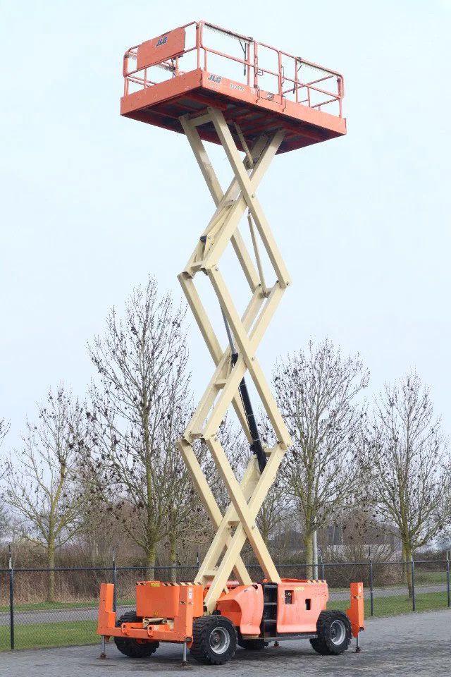 JLG 3394 RT | 12 METER | 1.020 KG