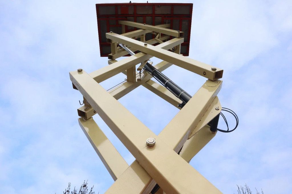 JLG 3394 RT | 12 METER | 1.020 KG