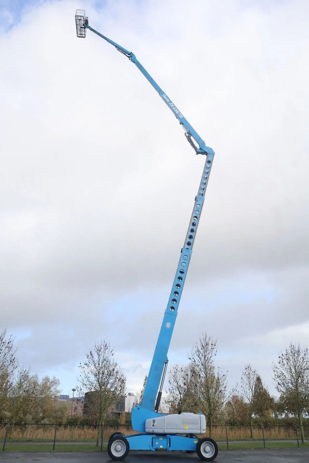 Genie ZX-135/70 | 43 METER | 272 KG