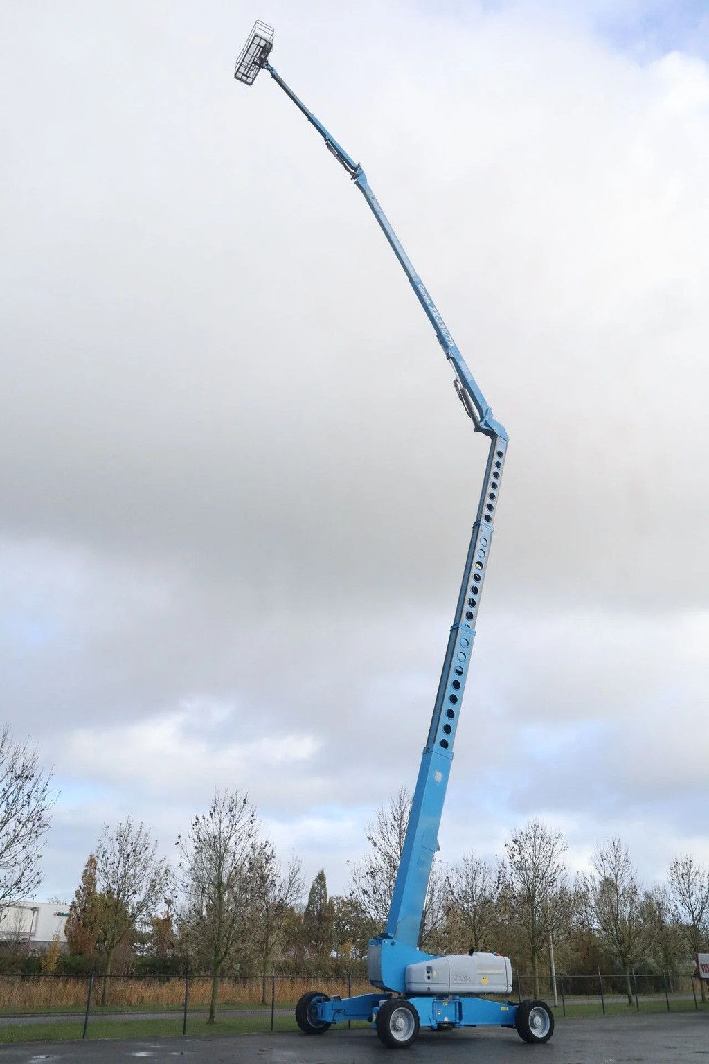Genie ZX-135/70 | 43 METER | 272 KG
