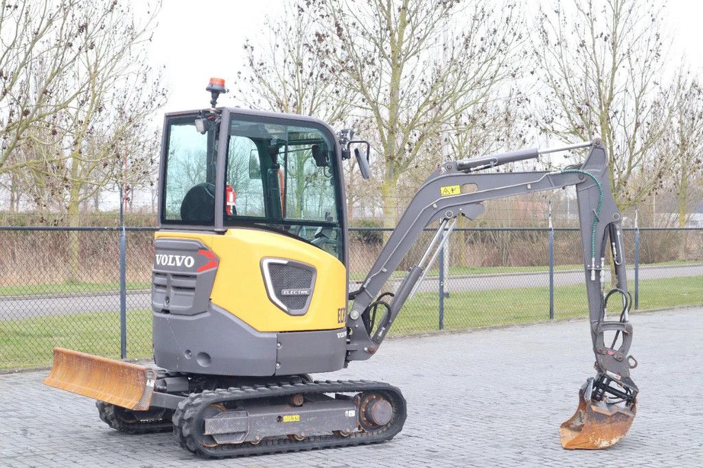 Volvo ECR25 ELECTRIC | JECR25D | TILTBUCKET | BUCKET | LOW HOURS