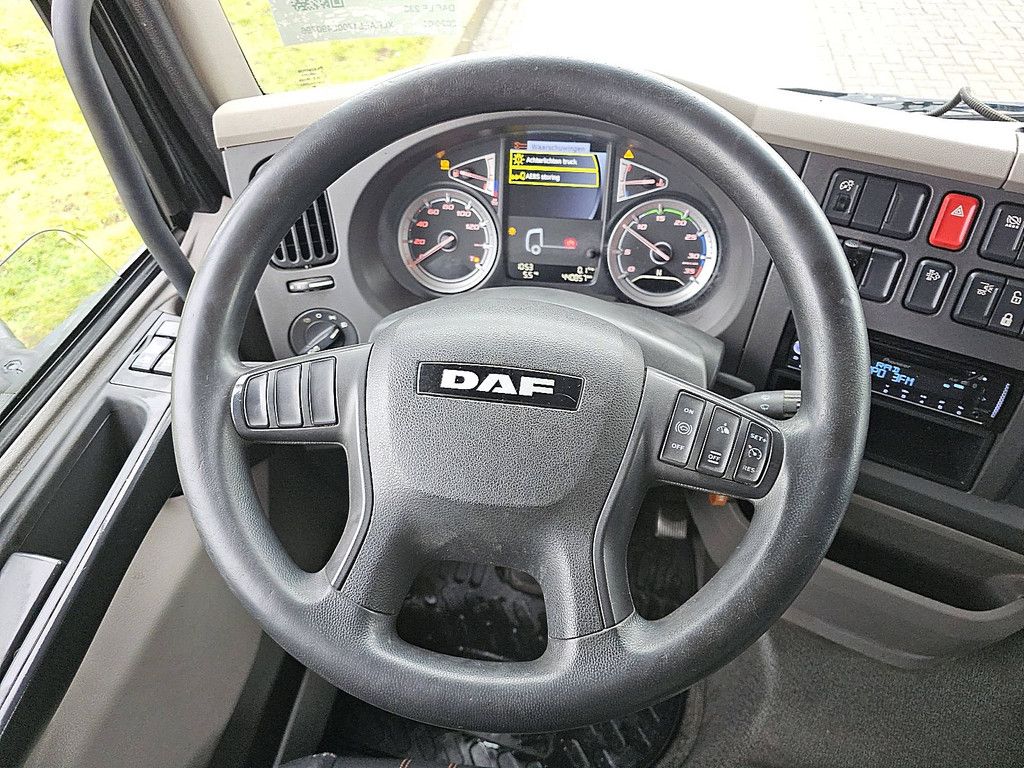 DAF LF 230 11.9t lift airco px7