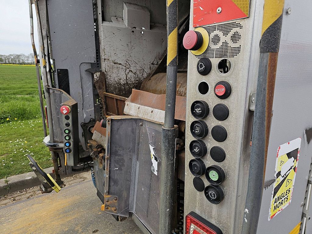 SCANIA P280 faun,6x2*4