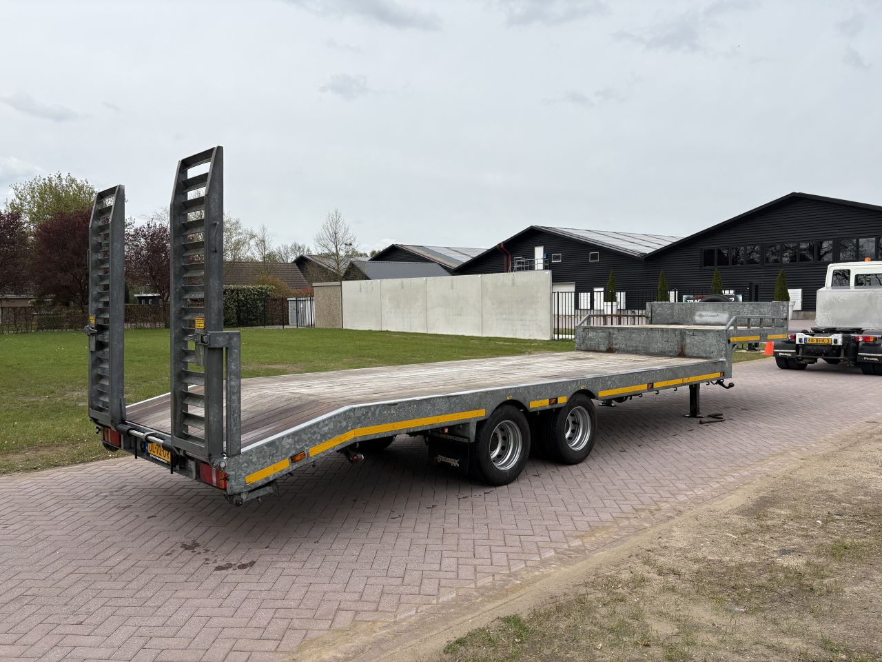 15 Ton CE of c1e Oplegger semi dieplader Veldhuizen