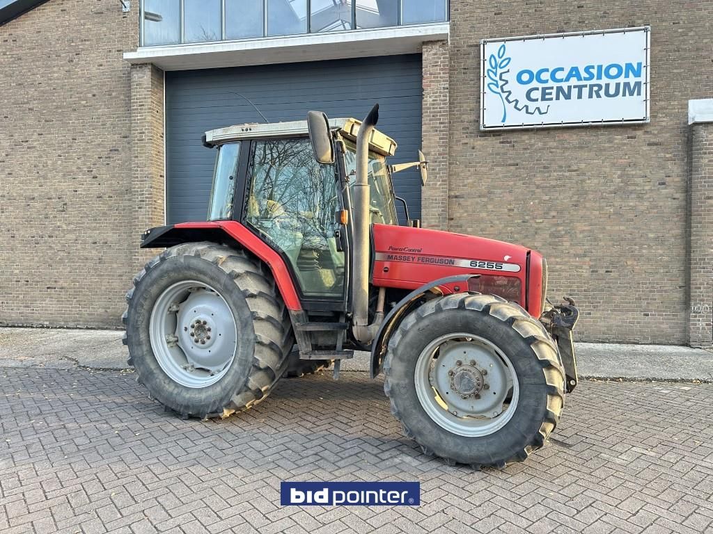 Massey Ferguson 6255