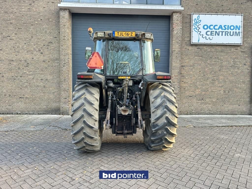 Massey Ferguson 6255